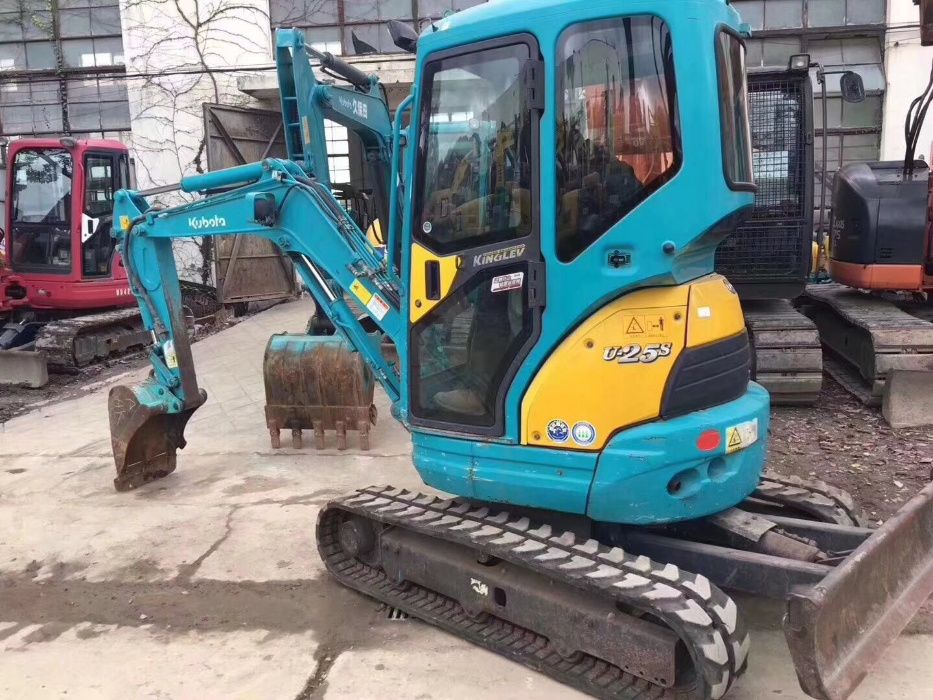 Услуги мини экскаватора трактор KUBOTA U 25