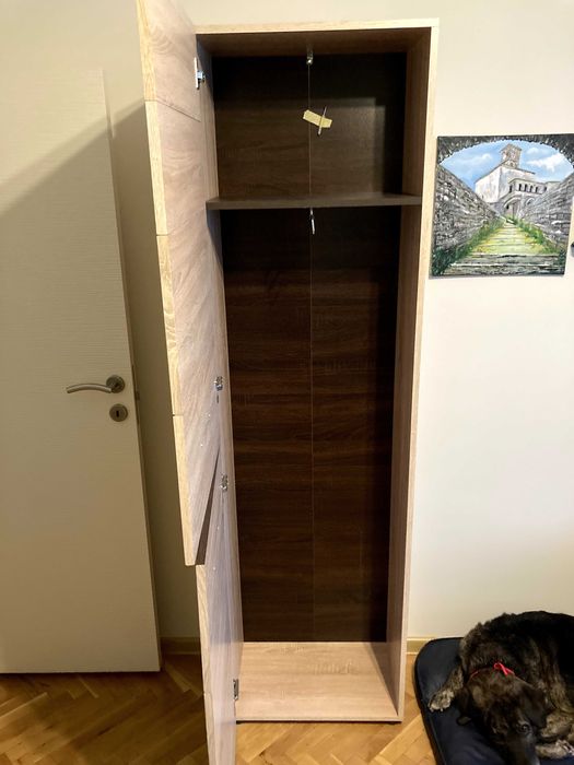 Два шкафа в отлично състояние – 80×75×35 см и 55×195×35 см