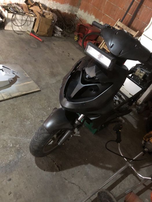 Vând scuter 50 cc fară scânteie