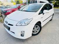 Inchirieri auto masina Rent a Car Toyota Prius Hybrid cutie Automata