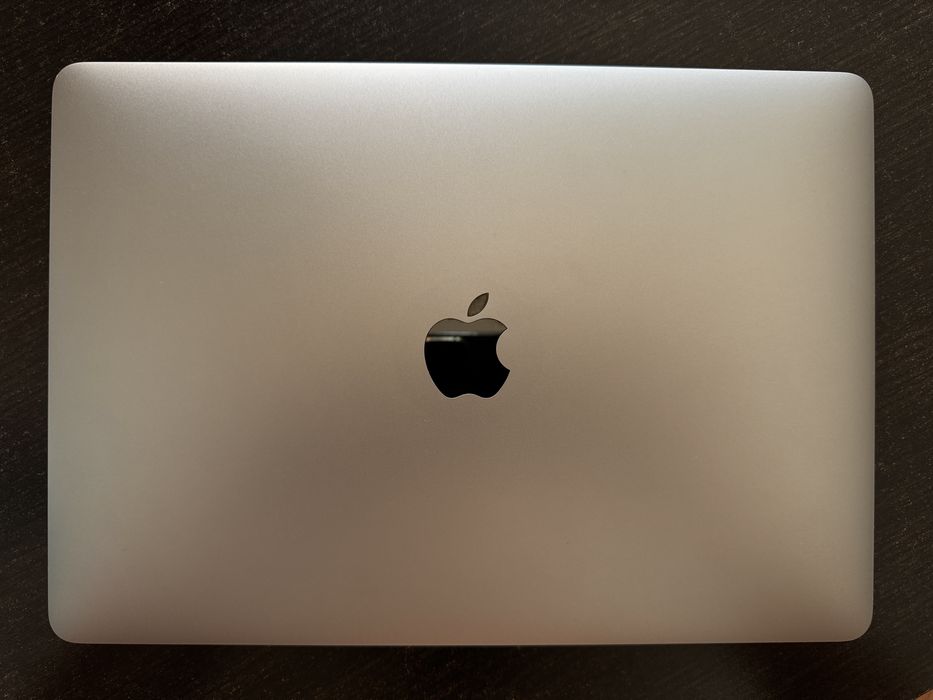 MacBook Pro 13,3 256GB M1