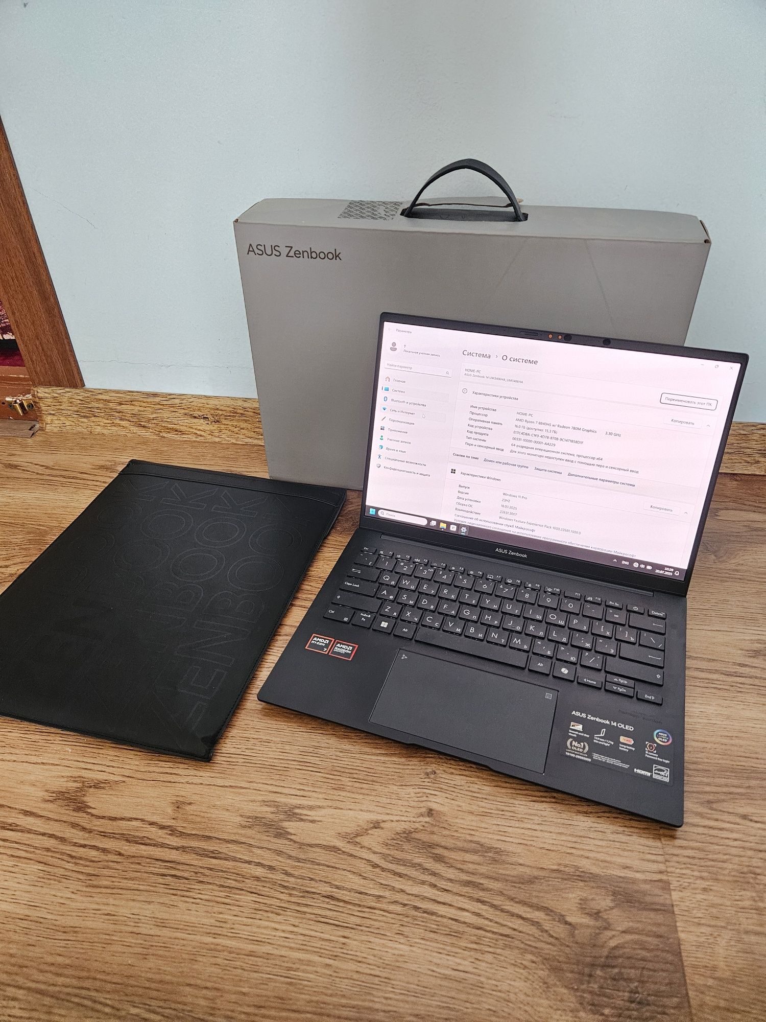 ИдеалAsus Zenbook 14 Oled Ryzen 7 8840HS/16/1TB