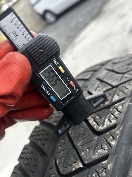 4бр Зимни гуми Pirelli 215/55R17