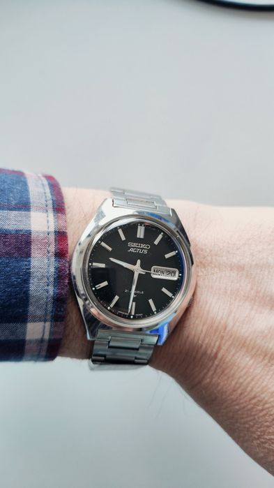 Ceas Seiko Actus 7019-8010