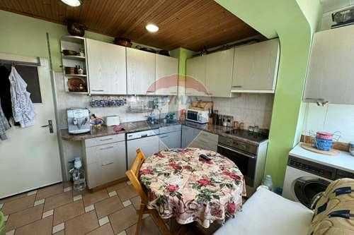 Продава се Двустаен апартамент в Шумен, Болницата - 59 кв.м за 1349 €/кв.м - Снимка #7