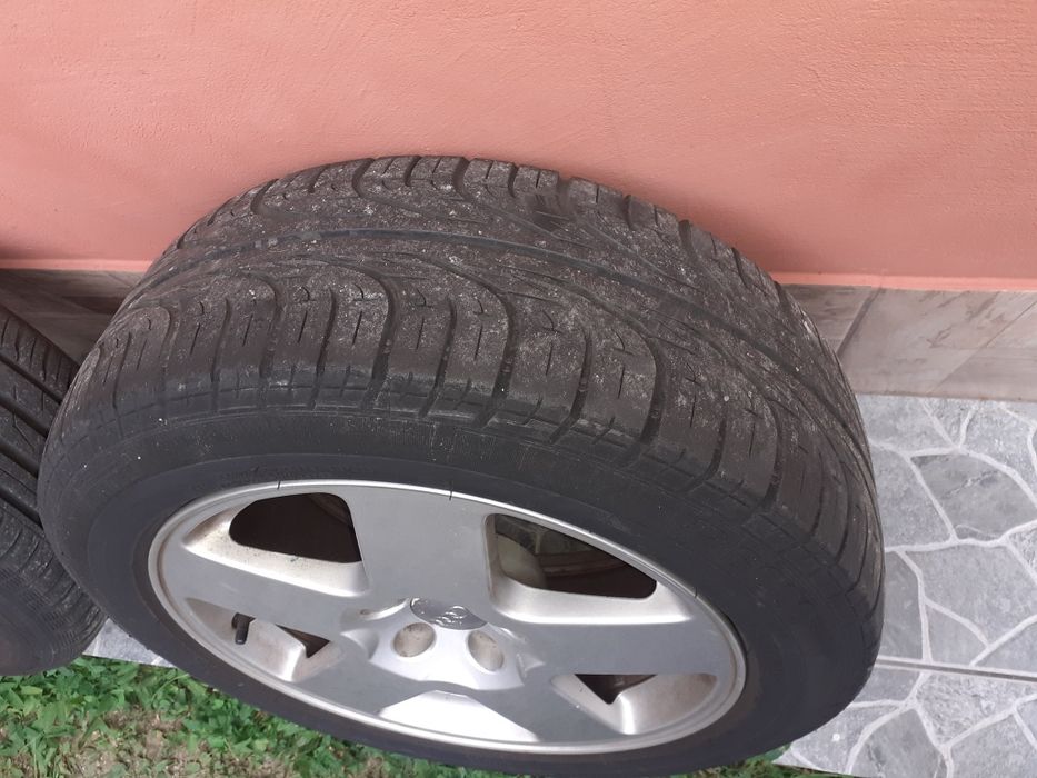 Vând genți qudi.5/100 in stare buna