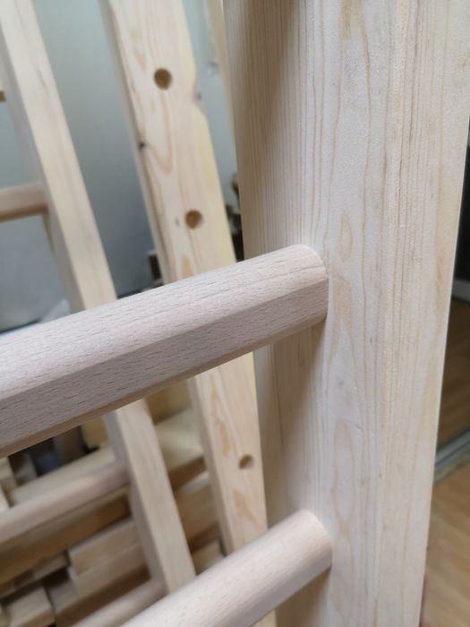 Spalier gimnastica 200/70 cm, 9 trepte, nelacuit