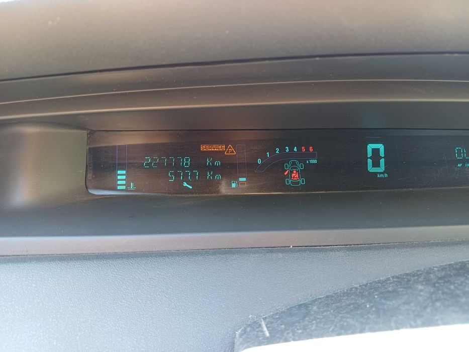 Renault grand scenic 2 din 2005 7 locuri diesel 1.9 DCI.