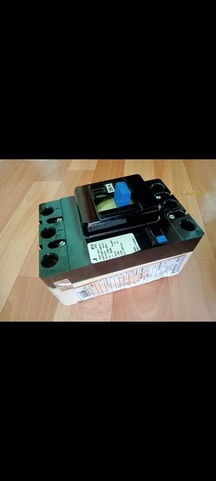Автомат 250А новый качество 100%
