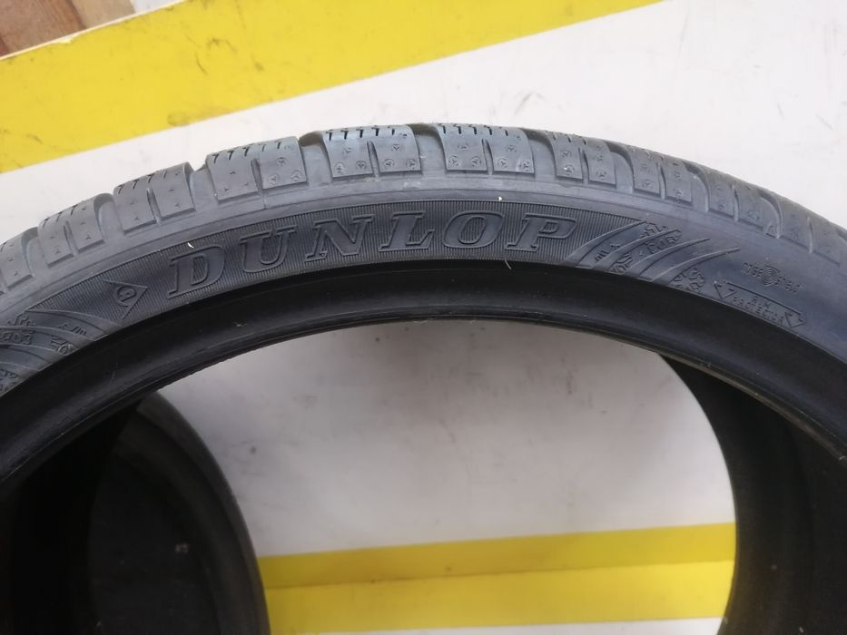 285/30/21 2* Dunlop iarna 100w dot 1716.  6,04mm