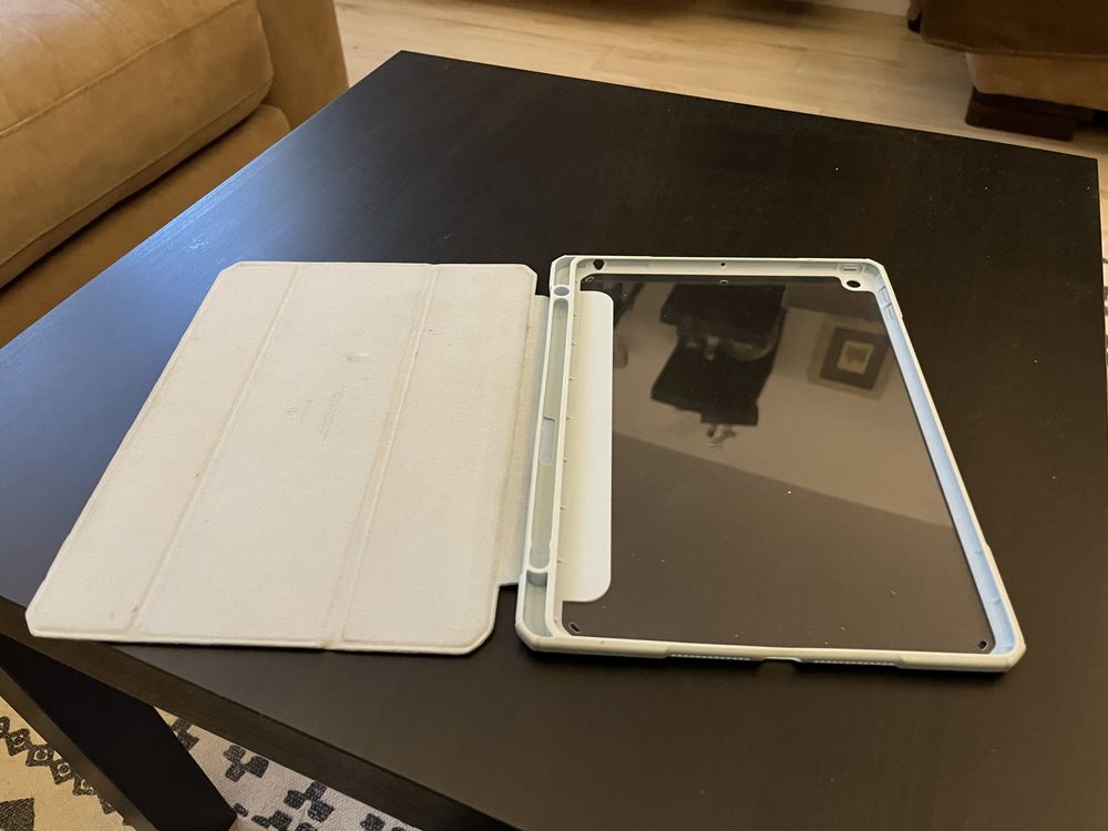 Кейсове за iPad 9 gen