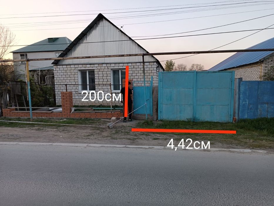 Продам ворота для частного дома голубого цвета