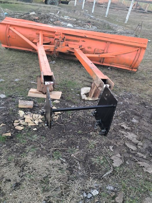 Двигател за Болгар ТК-80, бака за масло за Юмз ,гребло за болгар