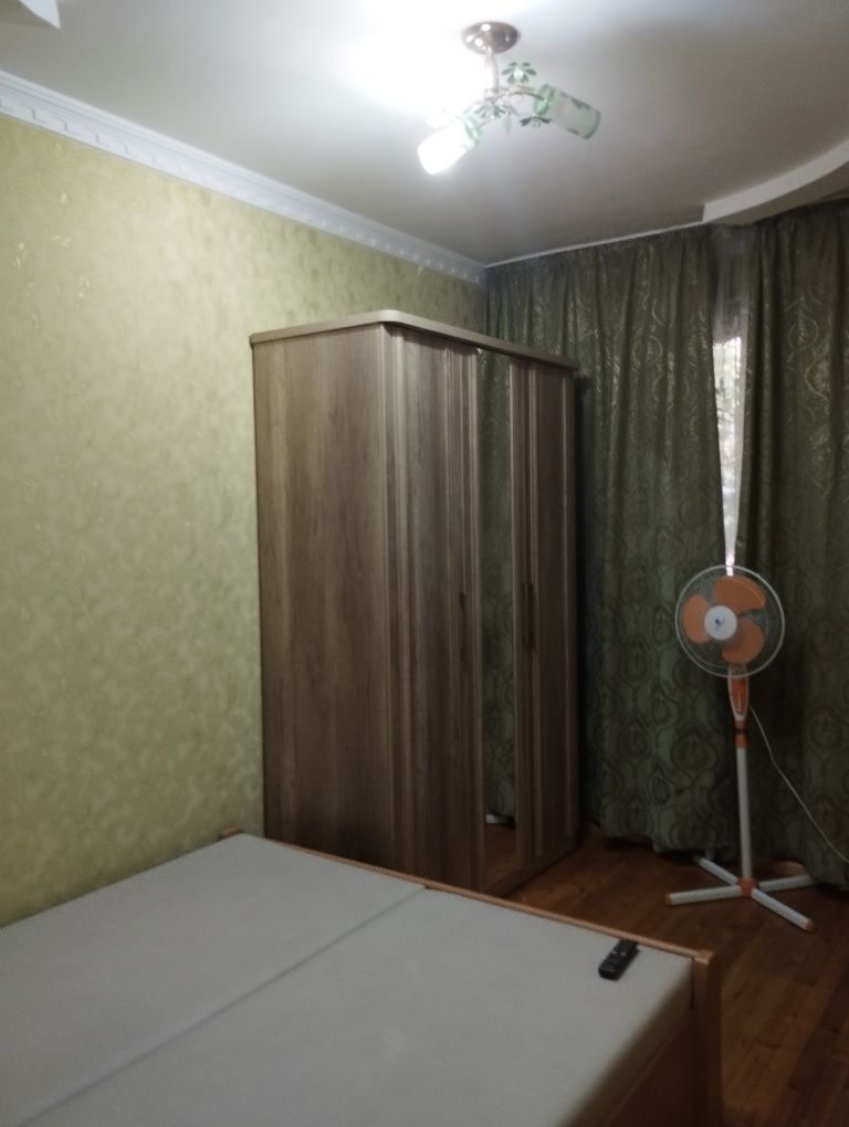 Иностранцам -сдаю 2-х ком.кв.+балк!. Еврорем. Кондиц.Зима-Лето!