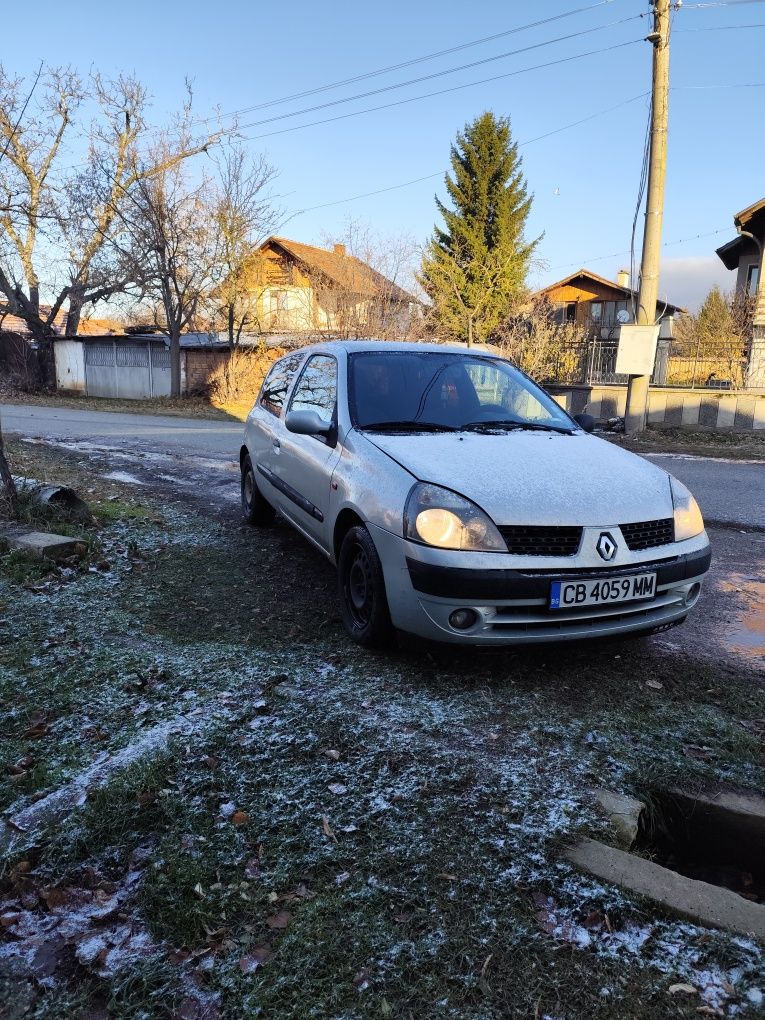 Рено Клио 1.2 Бензин