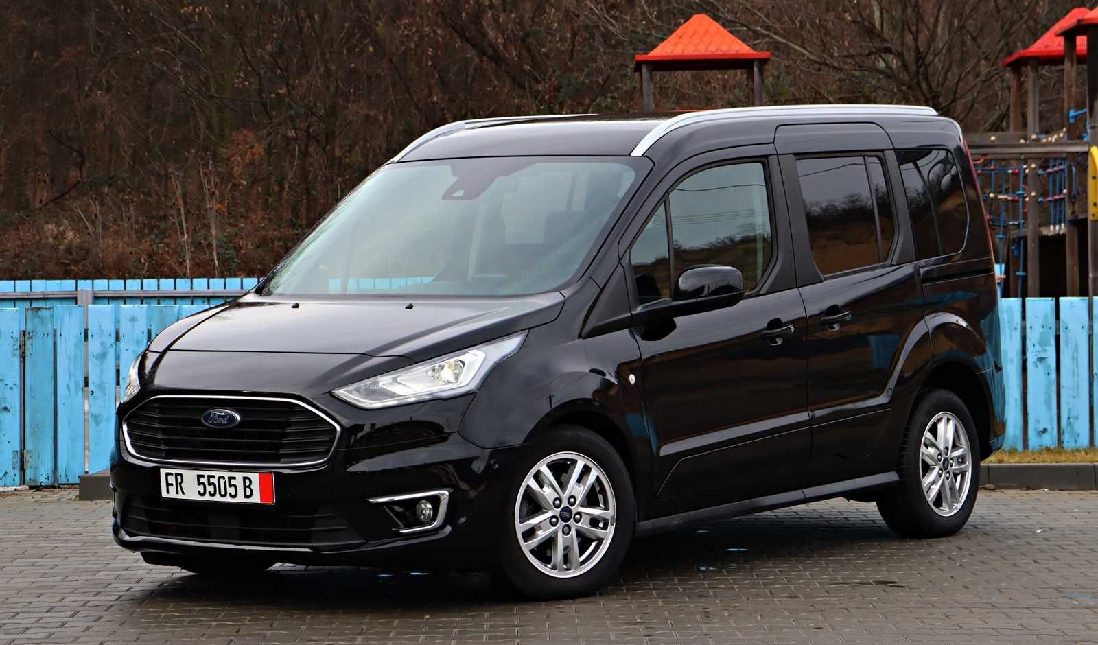 Ford Tourneo Connect/2019/ Automat/ Titanium / Panoramic/Incalzire/LED