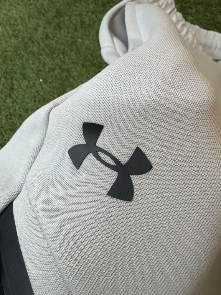 Спортен екип Under Armour