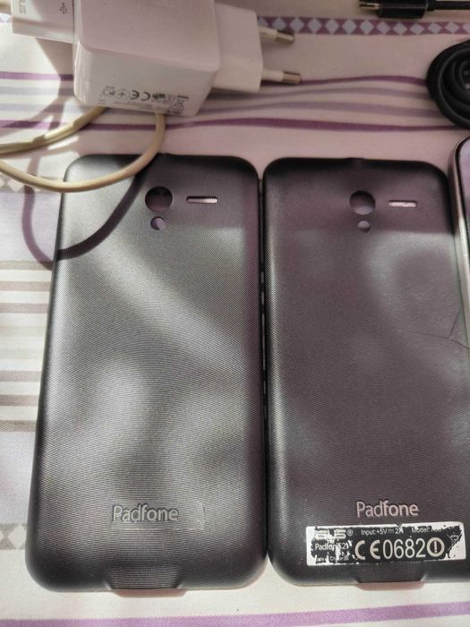 Сет Asus Padfone 2 и Pad station за части