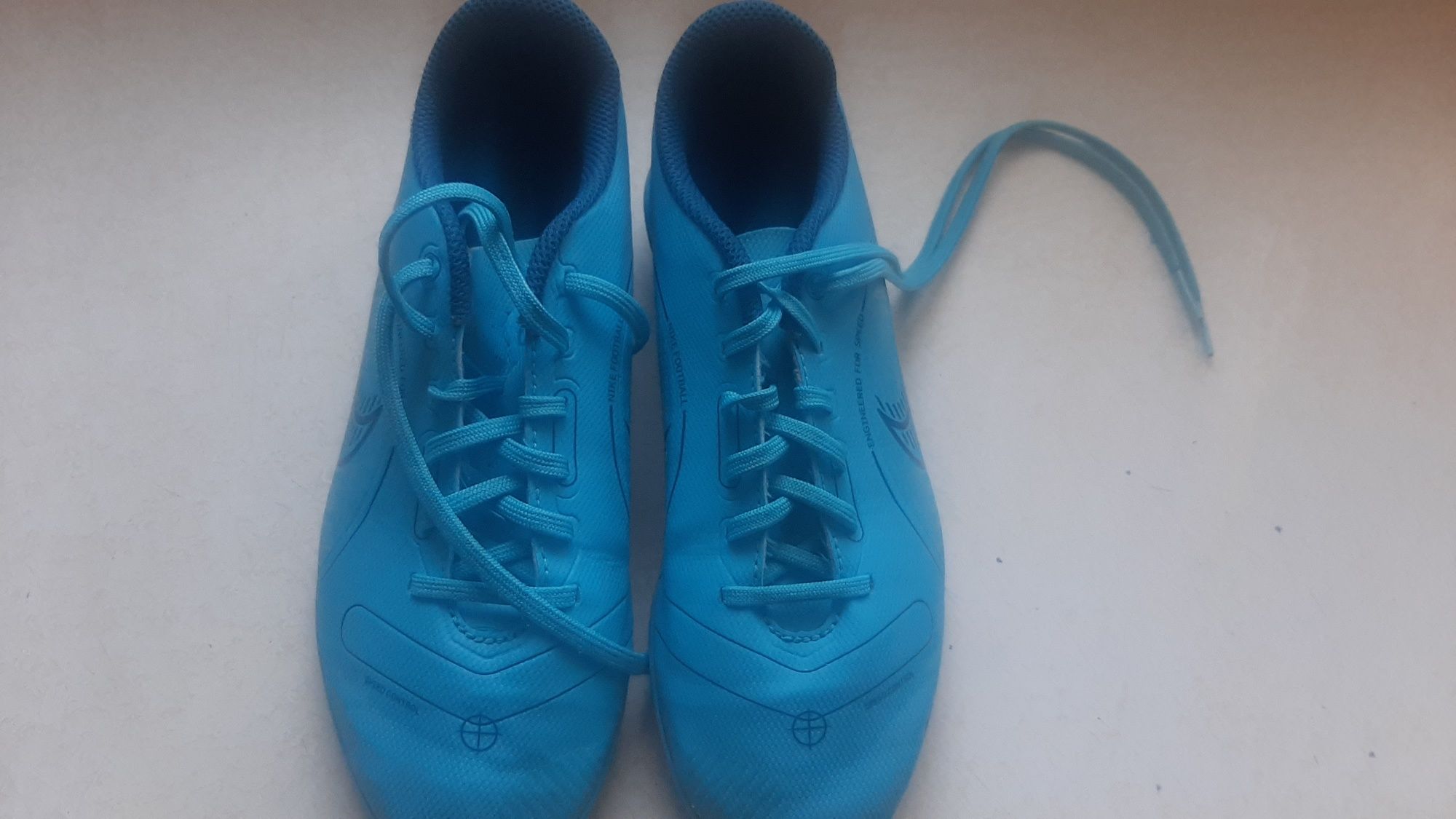 Футболни обувки  Naik