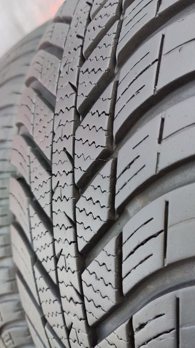 4бр. всесезонни гуми 195/65/15 Nexen N'Blue 4 Season 
dot5021
6/6.8mm