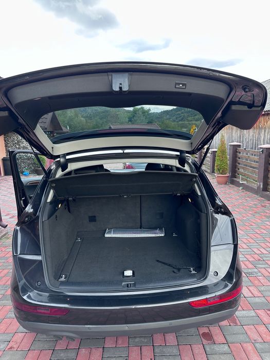 Audi Q5 2.0 TDI Quattro  AUTOMATĂ – FULL OPTION  2010