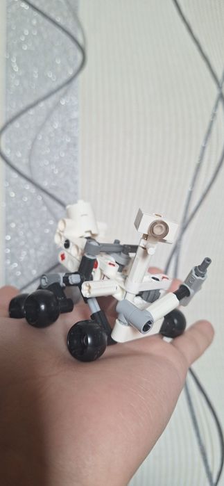 Продам Lego марсоход
