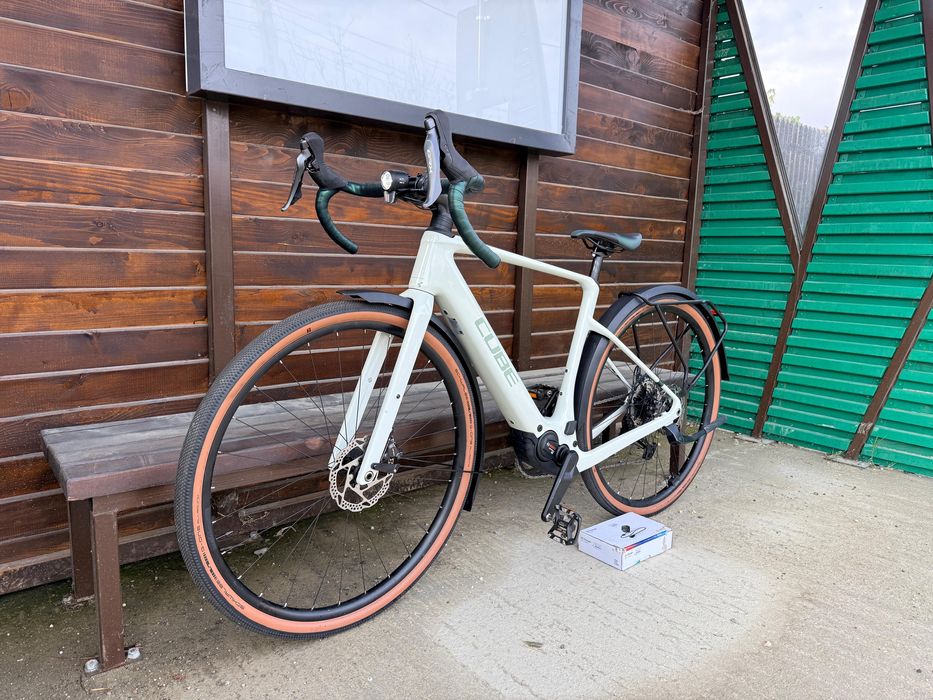 Cube nuroad hybrid 2025 noua