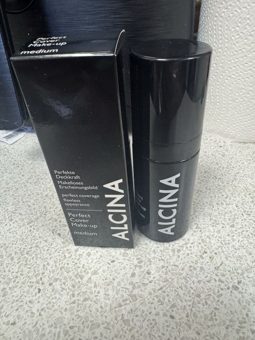 Oferta 4 bucati fond de ten Alcina