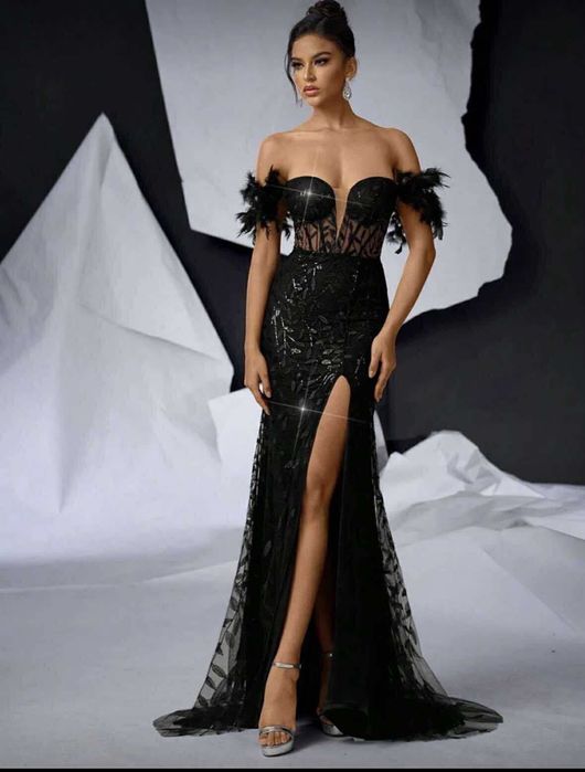 Официална рокля..