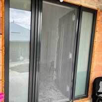 Tâmplărie PVC și Aluminiu Iași – Ferestre și Uși Termopan, balcoane