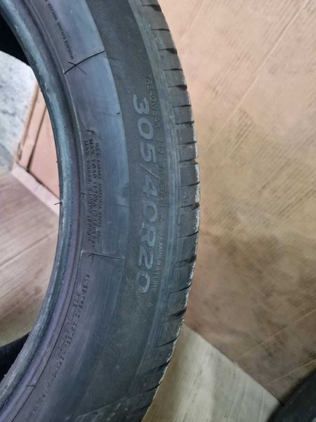 2 Hankook R20 305/40
летни гуми DOT1921