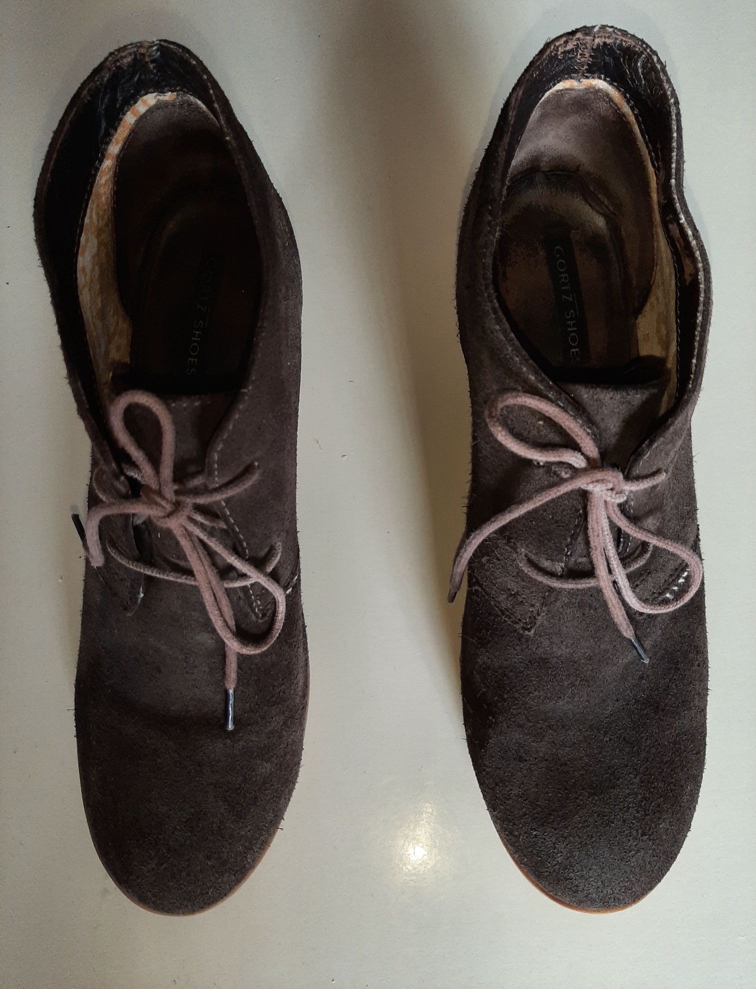 Дамски  велурени обувки на платформа Gortz Shoes-41 номер