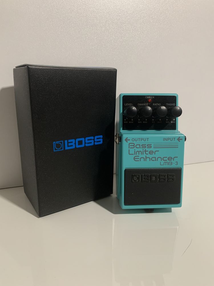 Boss LMB-3 Bass Limiter Enhancer педаль для бас-гитары