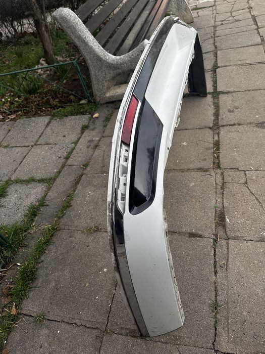 Добавка за задна броня и комплект прагове Passat B8