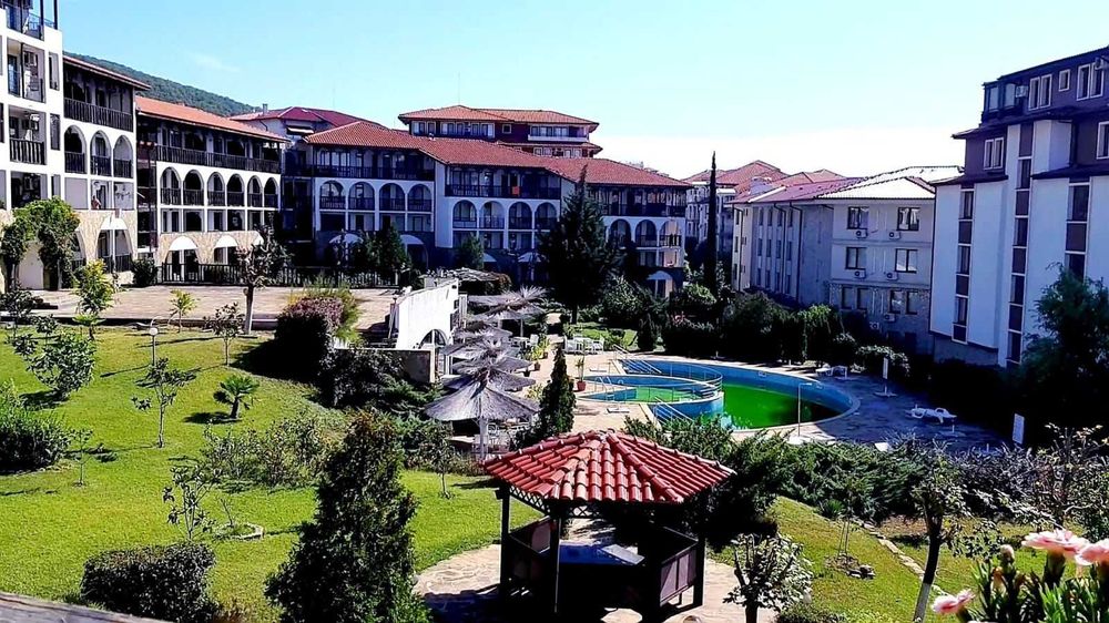 Уютен апартамент с изглед към морето до Марина Диневи, Свети Влас