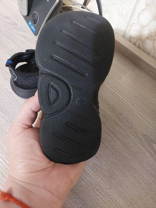 Сандалики в отличном состоянии.