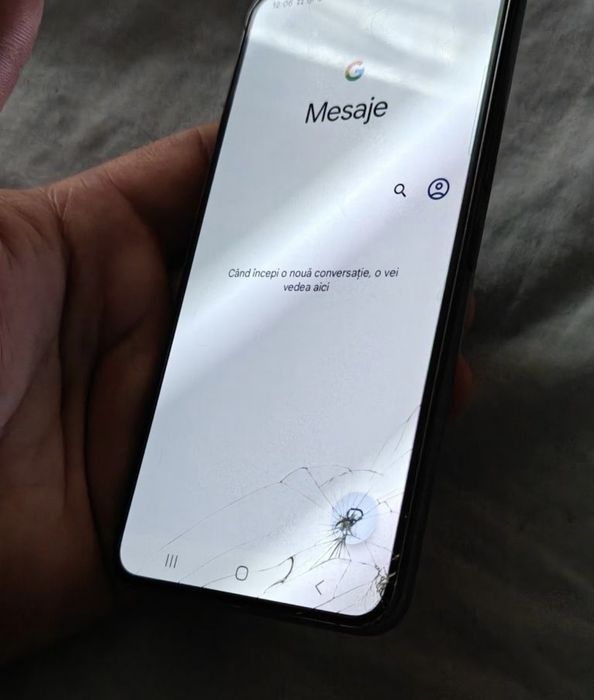 Vând sau Schimb Samsung Galaxy S22 5G Fisurat