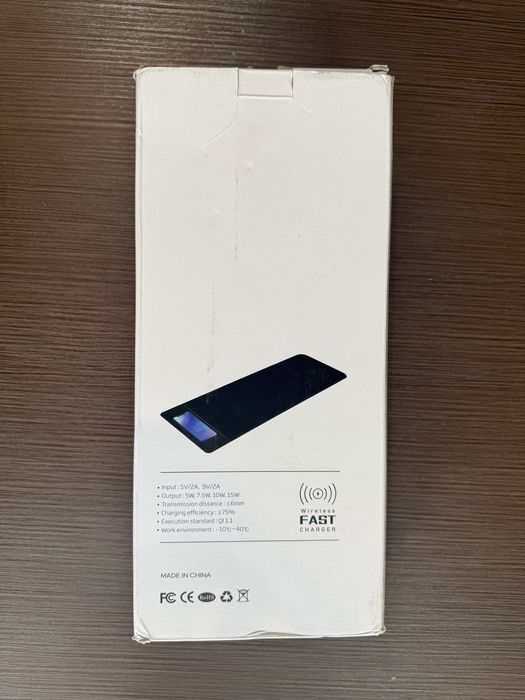 Mousepad gaming cu iluminare RGB și încărcare wireless, negru