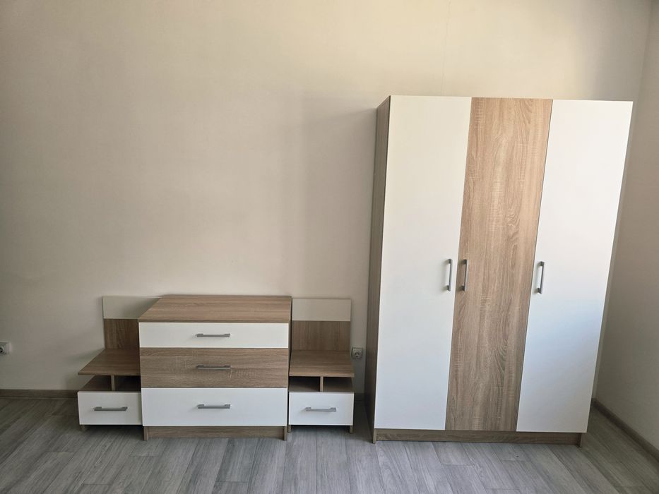 Продам спальный гарнитур