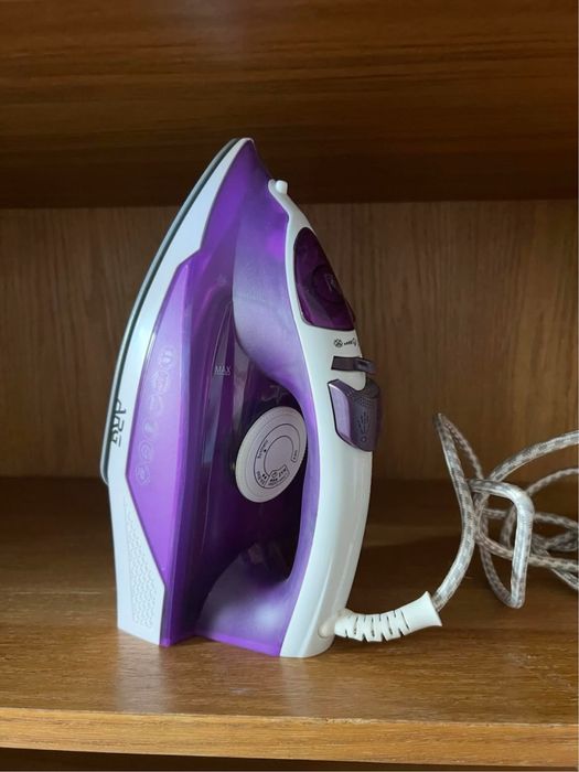 Утюг фирмы ARG……