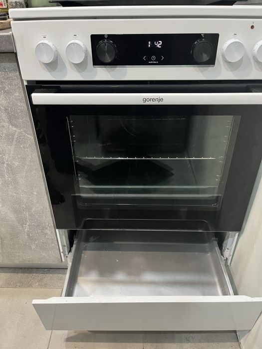 Печка с керамичен плот Горенйе! като нов