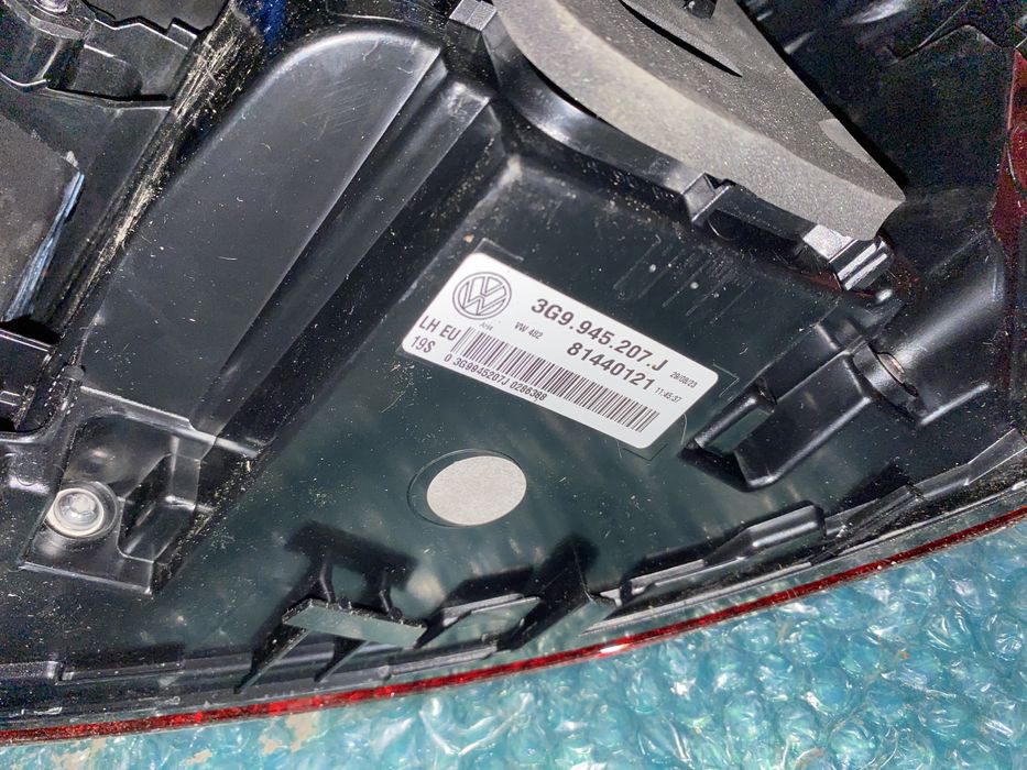 Stop led VW Passat B8 2015 - 2019 stop stanga aripa B 8 combi