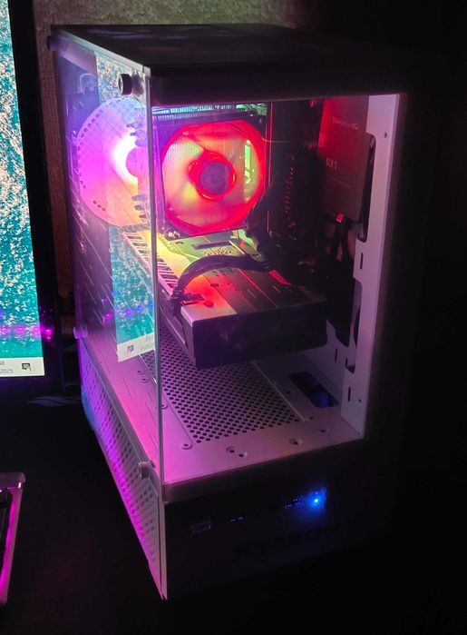 Компьютер в новой сборке i3-9100f Видеокарта RX 580 и ОЗУ 16gb