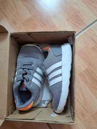 Adidasi Adidas marimea 21