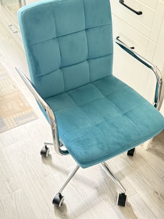 Scaun birou tapitat turcoaz