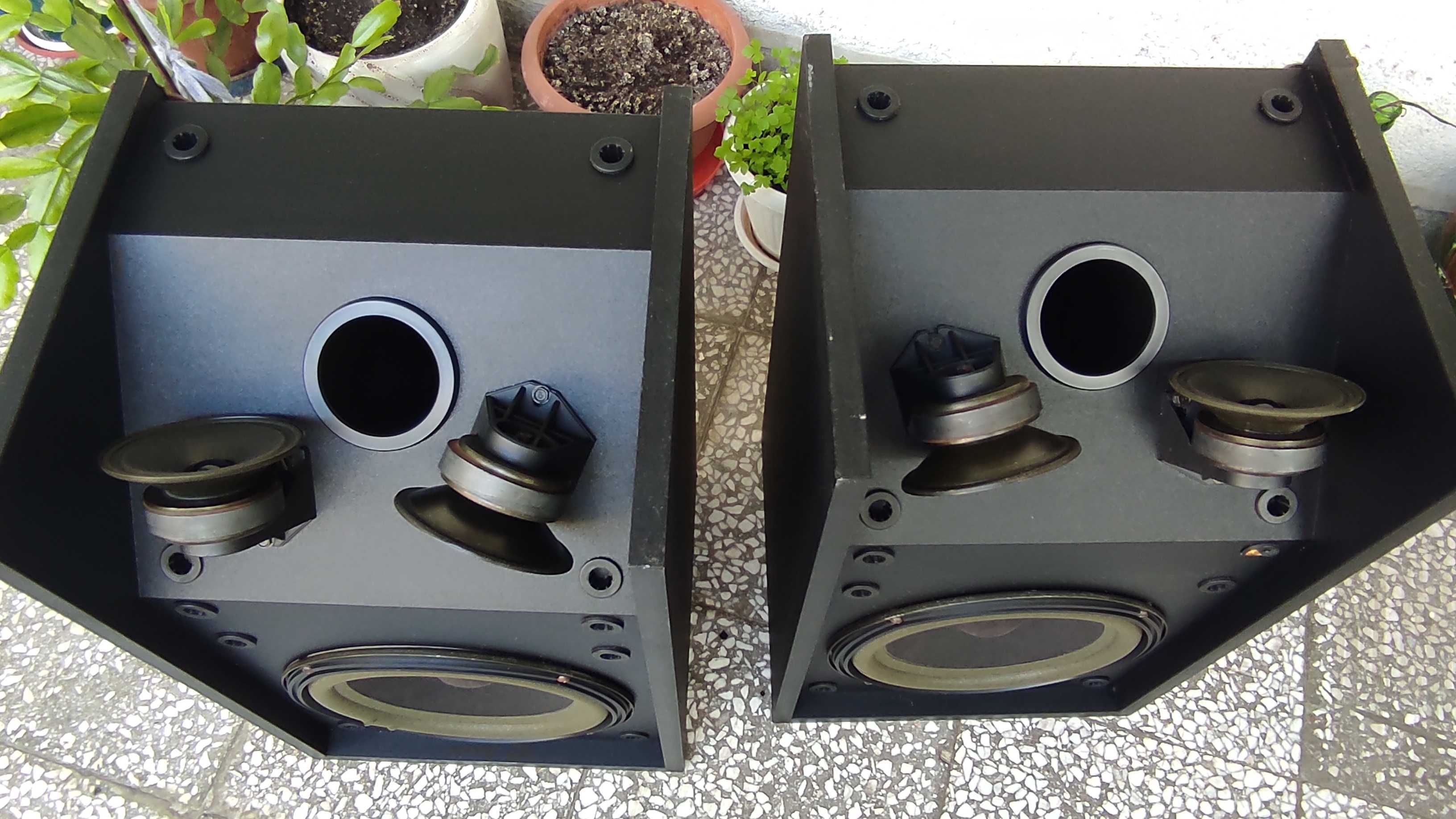 BOSE 301 Music monitor 2