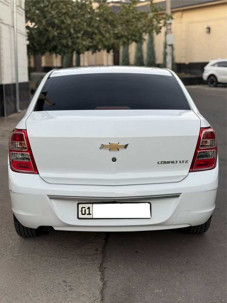 Продается Cobalt 2020 года. Автомат. Один хозяин