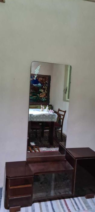 Set mobilă - Sufragerie/Dining + 1 masă cu 4 scaune