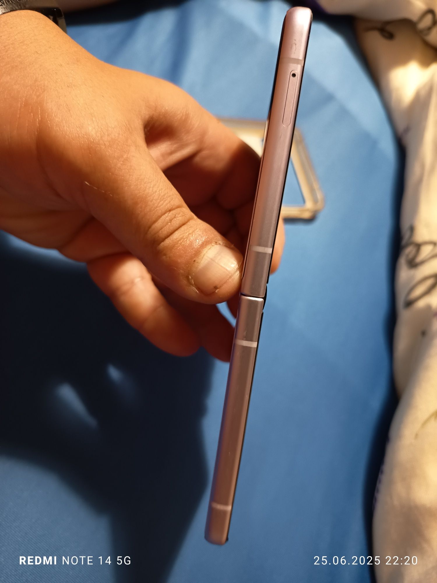 Samsung galaxy Z flip 3