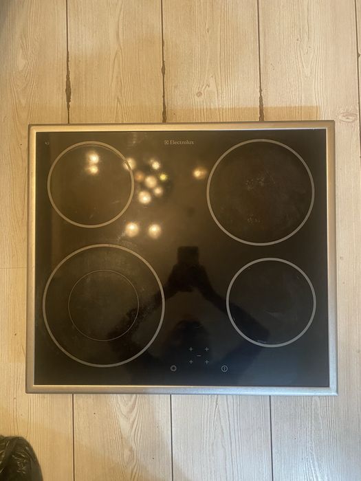 Plita electrica electrolux in stare de fumctionare